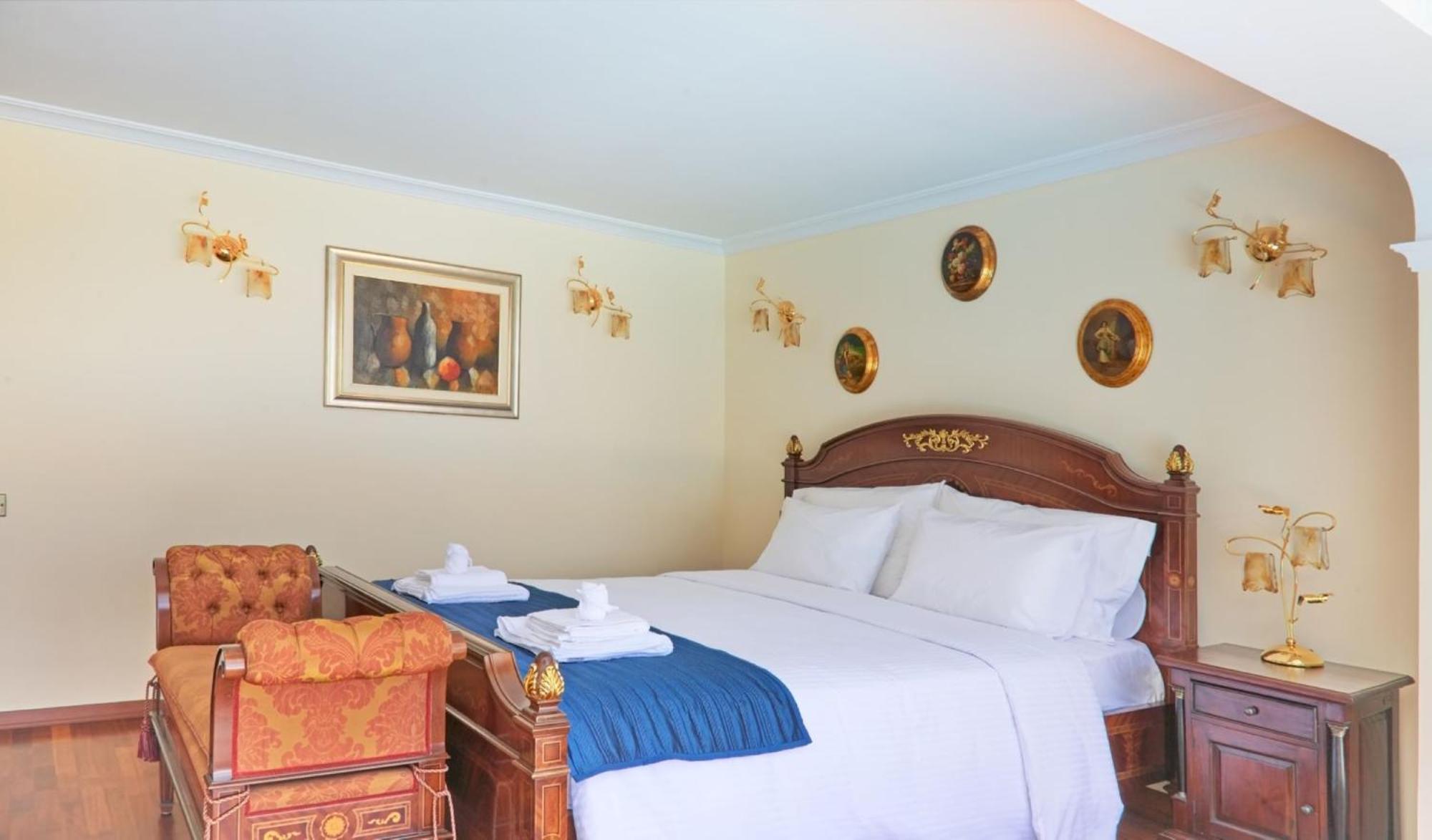 Limassol Beachfront Holiday Villa エクステリア 写真