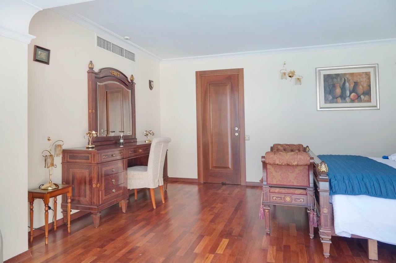 Limassol Beachfront Holiday Villa エクステリア 写真